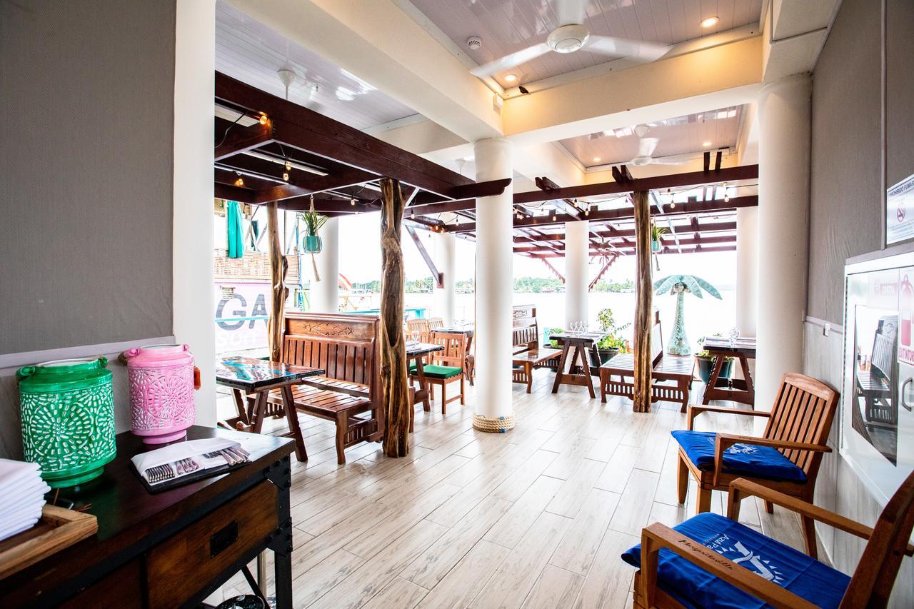 Отель Azul Bocas Town Экстерьер фото